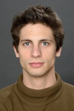 Актер Александр Молочников сыгравший роль в кино Друзья друзей.