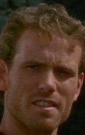 Актер Бен Пуллен сыгравший роль в кино Суматоха с трупами.