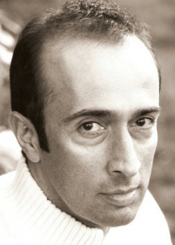 Актер Биджан Данешманд сыгравший роль в кино From Tehran to London.