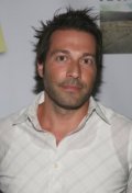 Актер Брэндон Баррера сыгравший роль в кино Правило шести месяцев.