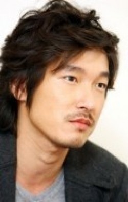 Актер Чо Сын-у сыгравший роль в кино Инсайдеры.