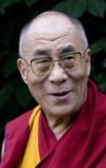 Актер Далай Лама сыгравший роль в кино Rooted in Peace.
