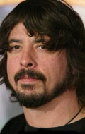 Актер Дэвид Грол сыгравший роль в кино Foo Fighters: Назад и обратно.