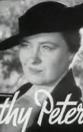 Актер Дороти Петерсон сыгравший роль в кино Она хотела миллионера.