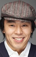 Актер Дьюк-мун Чои сыгравший роль в кино Беспомощная.