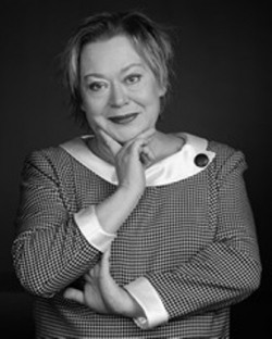 Актер Эльжбета Окупская сыгравший роль в кино Феномен.