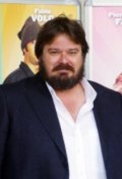 Актер Джузеппе Баттистон сыгравший роль в кино Senza arte ne parte.