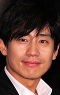 Актер Син Ха Гюн сыгравший роль в кино Добро пожаловать в Донгмакгол.