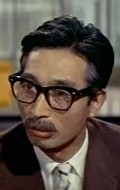 Актер Ичиро Аришима сыгравший роль в кино Zokuzoku sarariman shussetai koki.