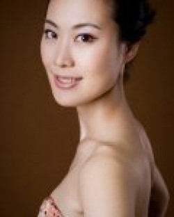 Актер Чжэ-хва Ким сыгравший роль в кино Пристегните ремни.