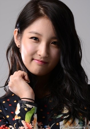 Актер Нам Чжи Хён сыгравший роль в кино Хва-Йи.