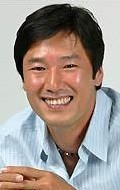 Актер Jong-hak Baek сыгравший роль в кино Однажды весной.