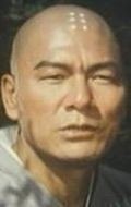 Актер Кенг Кэм сыгравший роль в кино Смертельные удары Шаолиня.