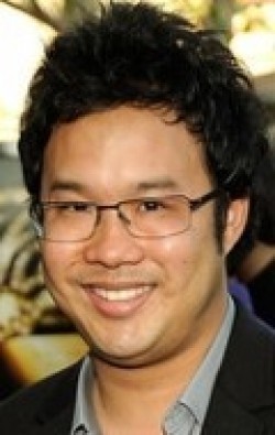 Актер Кевин Танчароэн сыгравший роль в кино Uploaded: The Asian American Movement.