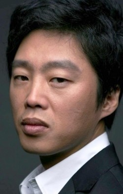 Актер Ким Хи Вон сыгравший роль в кино Человек из ниоткуда.