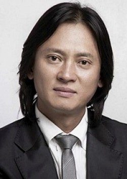 Актер Ким Бён-ок сыгравший роль в кино Жестокий прокурор.