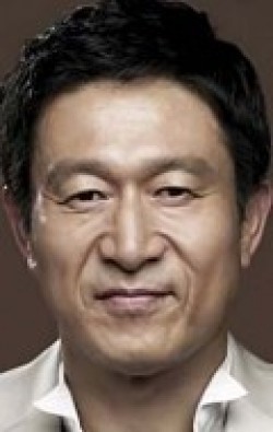 Актер Ким Ын-су сыгравший роль в кино Жестокий прокурор.