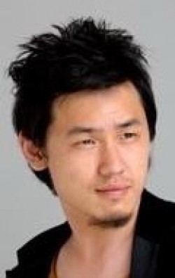 Актер Кук-чжин Хан сыгравший роль в кино Белая ночь.