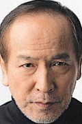 Актер Кунио Мурай сыгравший роль в кино Nihon ichi mijikai 'Haha' e no tegami.