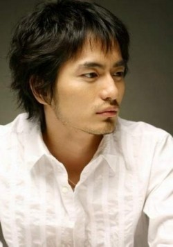 Актер Ли Джин-ук сыгравший роль в кино Мишень.