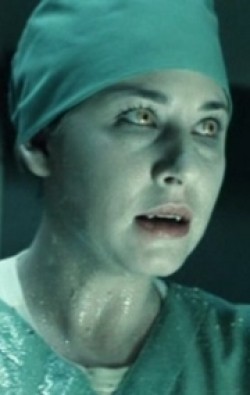 Актер Лиза Каннингэм сыгравший роль в кино Восставшие из мертвых.
