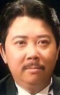 Актер Манфред Вонг сыгравший роль в кино Fu gui zai po ren.