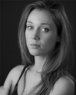 Актер Megan Lockhurst сыгравший роль в кино Кукла Роберт.