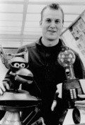 Актер Майкл Дж. Нельсон сыгравший роль в кино Mystery Science Theater 3000: Shorts.