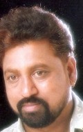 Актер Narsing Yadav сыгравший роль в кино Шалопай.