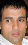 Актер Рохит Рой сыгравший роль в кино Гадкий.