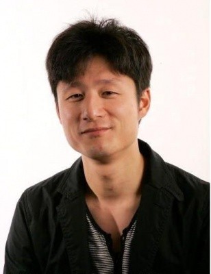 Актер Ли Сан Иль сыгравший роль в кино Робинзон на Луне.