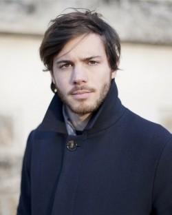 Актер Sébastien Hirel сыгравший роль в кино Метаморфозы.