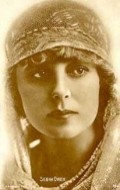 Актер Сина Оуэн сыгравший роль в кино The Fox Woman.