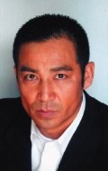 Актер Сюн Сугата сыгравший роль в кино Asatte dansu.