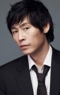 Актер Соль Кён Гу сыгравший роль в кино 2012: Цунами.