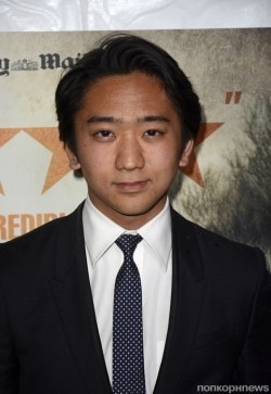 Актер Танро Исида сыгравший роль в кино Sennen no yuraku.