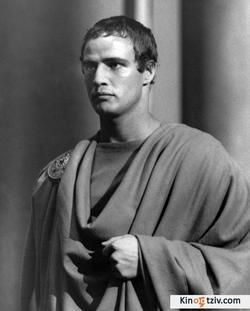 Смотреть фото Julius Caesar.