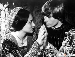 Смотреть фото Romeo and Juliet.