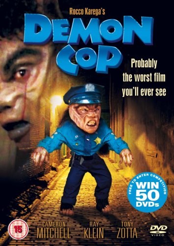 Кроме трейлера фильма Un film avec une tres bonne histoire, есть описание Демон-полицейский.