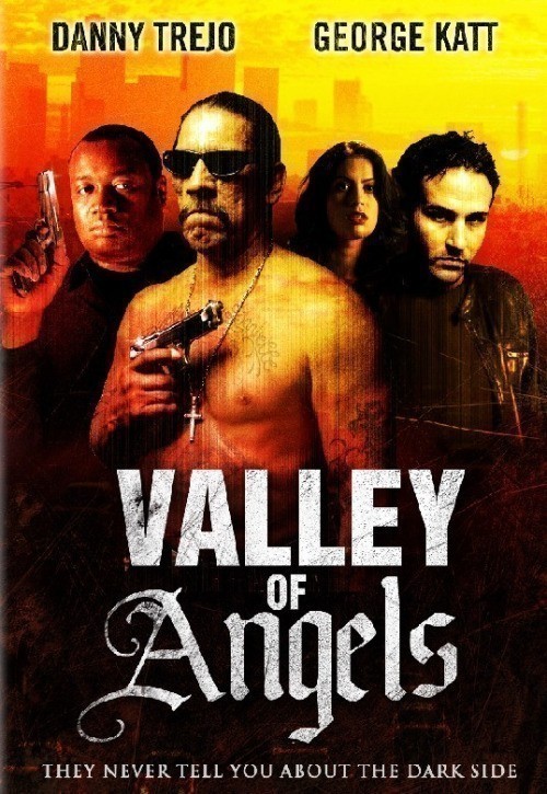Кроме трейлера фильма Un pedazo de noche, есть описание Долина ангелов.