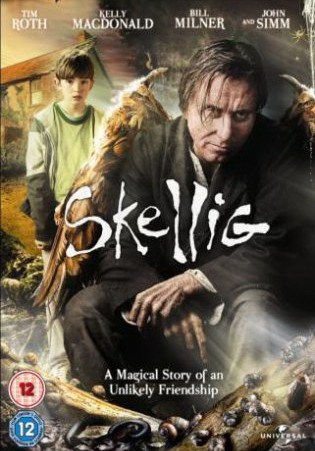 Кроме трейлера фильма Пепел и угли, есть описание Скеллиг.