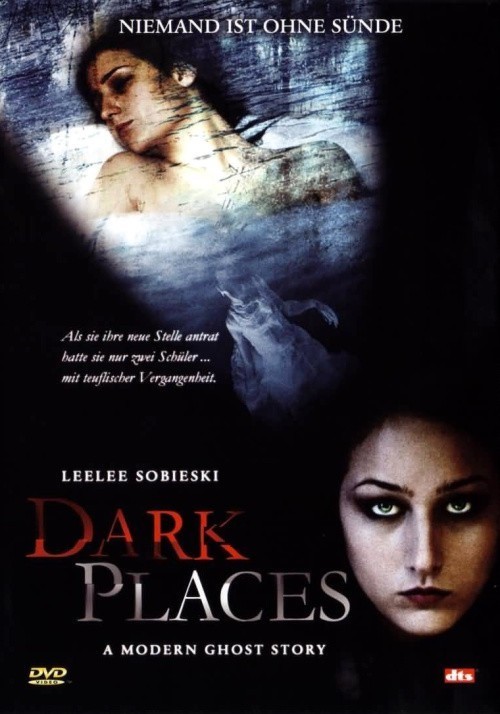 Кроме трейлера фильма Обнаженный вампир, есть описание Проклятое место.