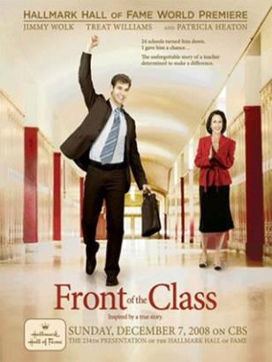 Кроме трейлера фильма Sa meilleure cliente, есть описание Перед классом.