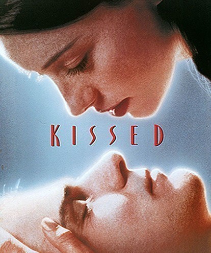 Кроме трейлера фильма Похищение, есть описание Поцелуй со смертью.