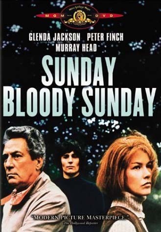 Кроме трейлера фильма Джейн берет ружье, есть описание Воскресенье, проклятое воскресенье.