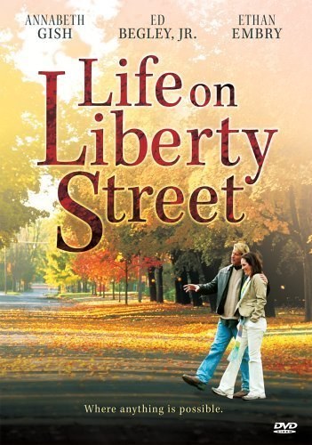 Кроме трейлера фильма Cal Marvin's Wife, есть описание Жизнь на улице Либерти.
