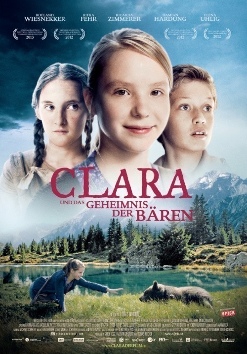 Кроме трейлера фильма Охотники, есть описание Клара и тайна медведей.