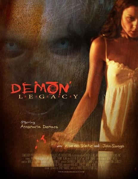 Кроме трейлера фильма La formula secreta, есть описание Наследие демона.