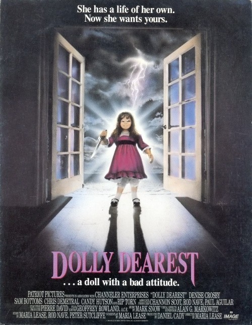 Кроме трейлера фильма Проклятие её плоти, есть описание Прелестная Долли.