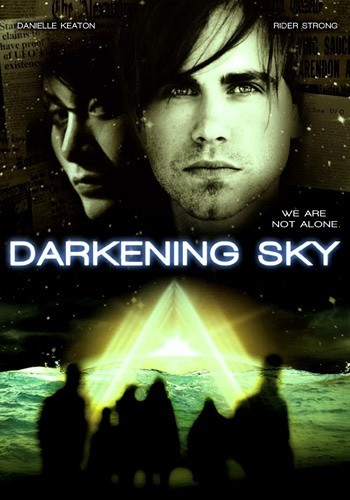 Кроме трейлера фильма Двойной агент, есть описание Темнеющее небо.